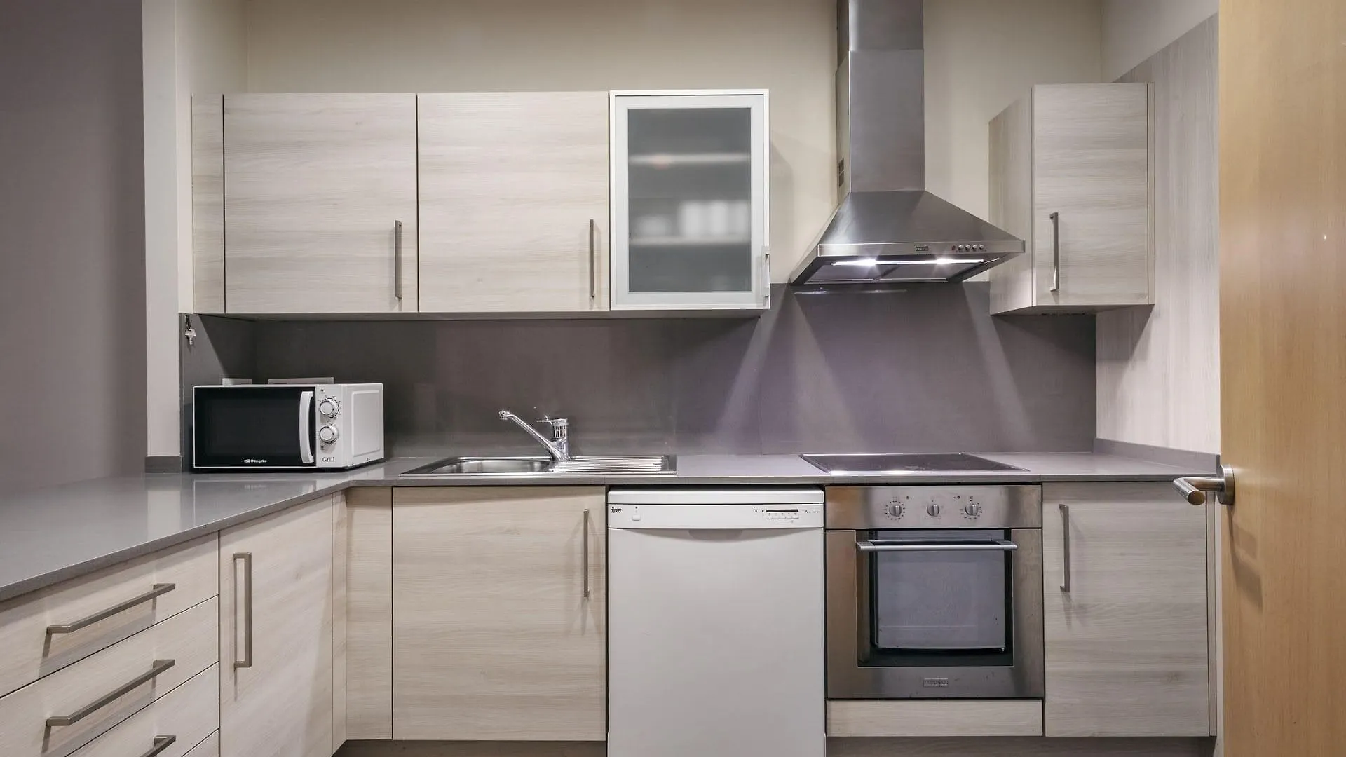호텔 Villarroel Apartments 바르셀로나